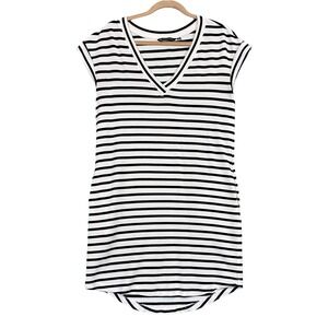 Athleta Newport Sweatshirt Dress Striped V-Neck Relaxed Coastal Grandma Womens M